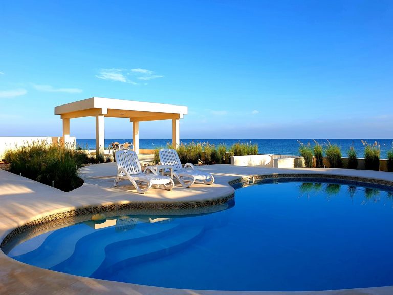 CASA DE LUJO EN VENTA FRENTE A LA PLAYA EN CHUBURNÁ