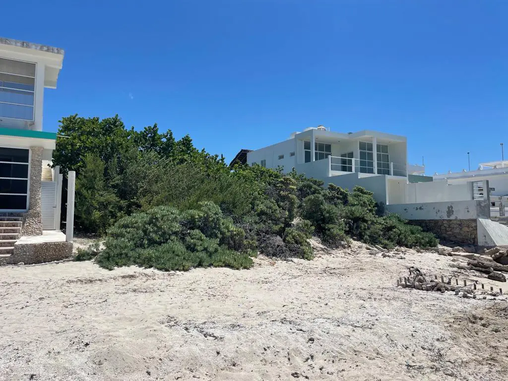 Oportunidad de inversión frente al mar en Chelem
