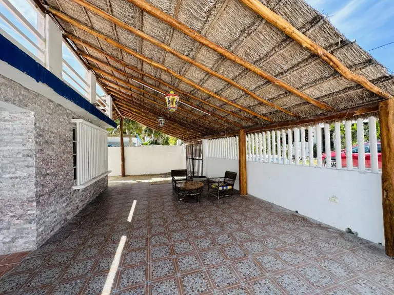 Venta de Casa en Esquina Segunda Fila Playa Chelem