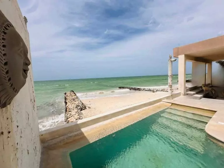 Vista Casa con vista al mar en venta Chelem